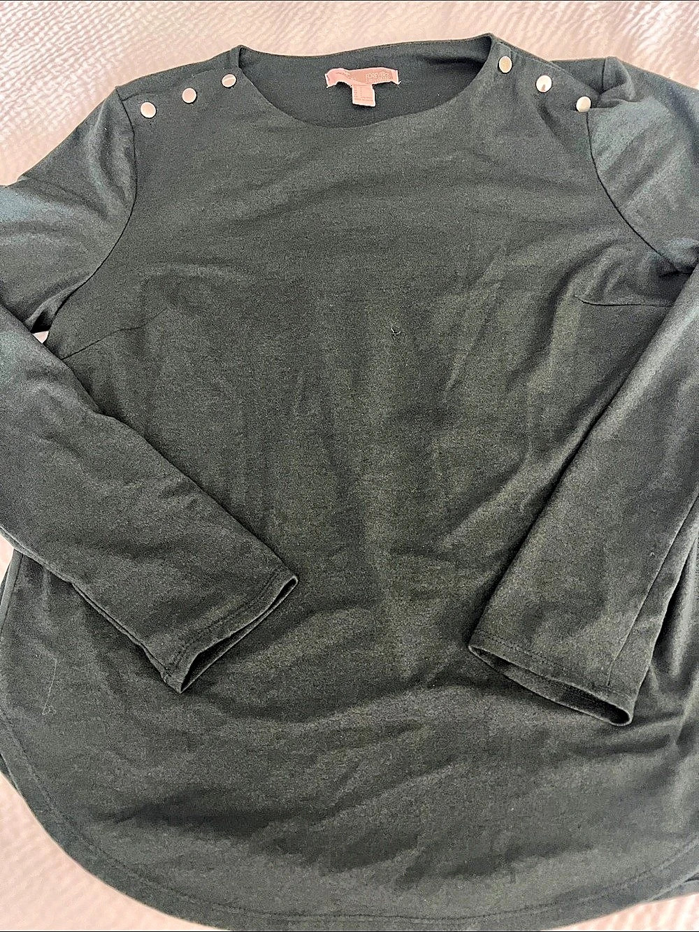 Forever 21 Long Sleeve Shoulder Snap Top in Green Size Medium